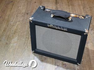 Ampeg J-12RのYahoo!オークション(旧ヤフオク!)の相場・価格を見る 