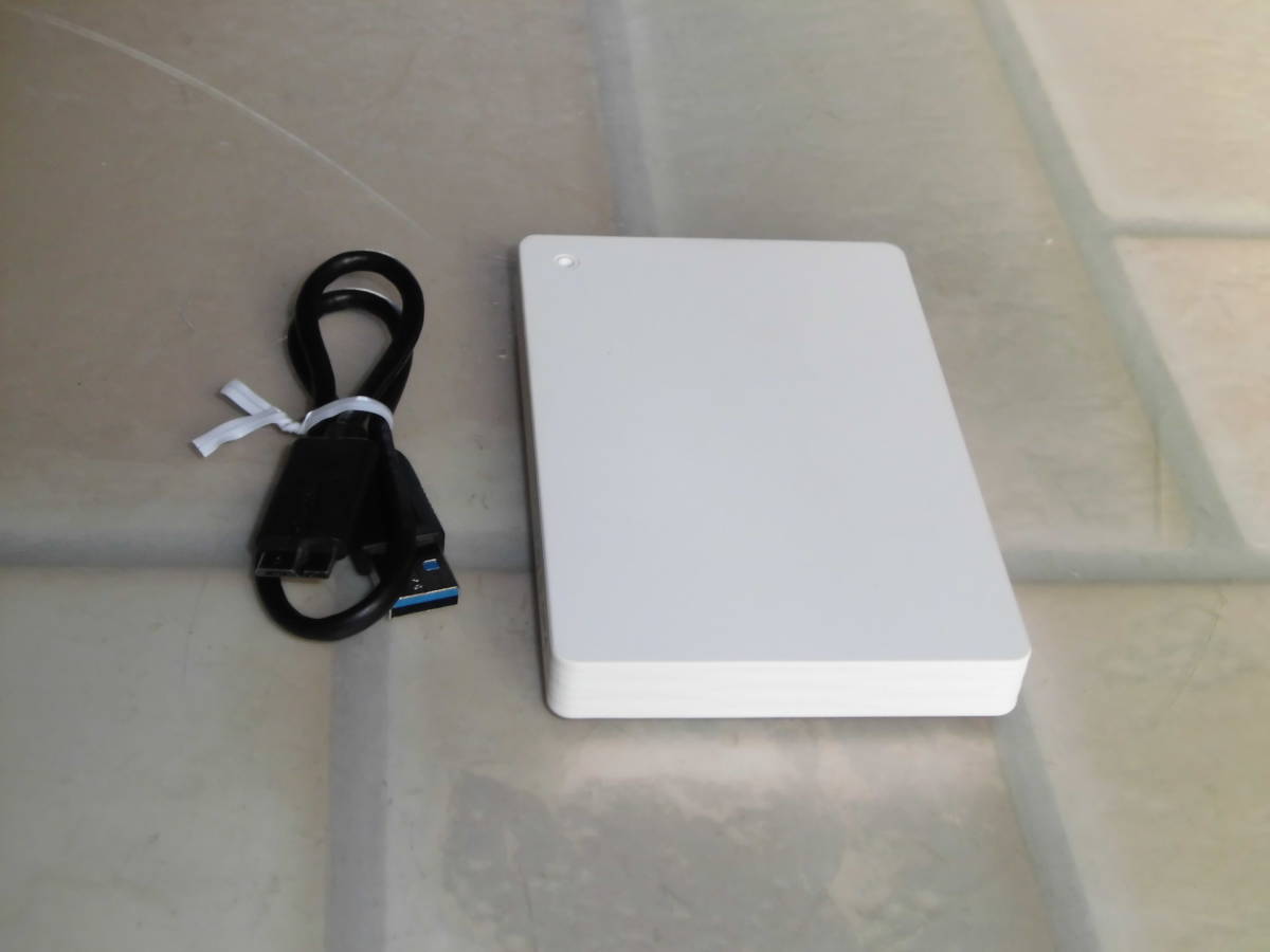 使用8時間 I・O DATA 1TB USB 3.1 Gen 1（USB 3.0）／2.0対応 