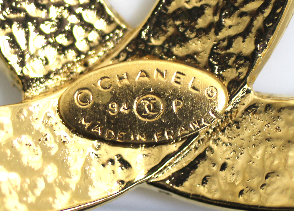 CHANEL】シャネル ココマーク ブローチ ゴールドカラー 94P