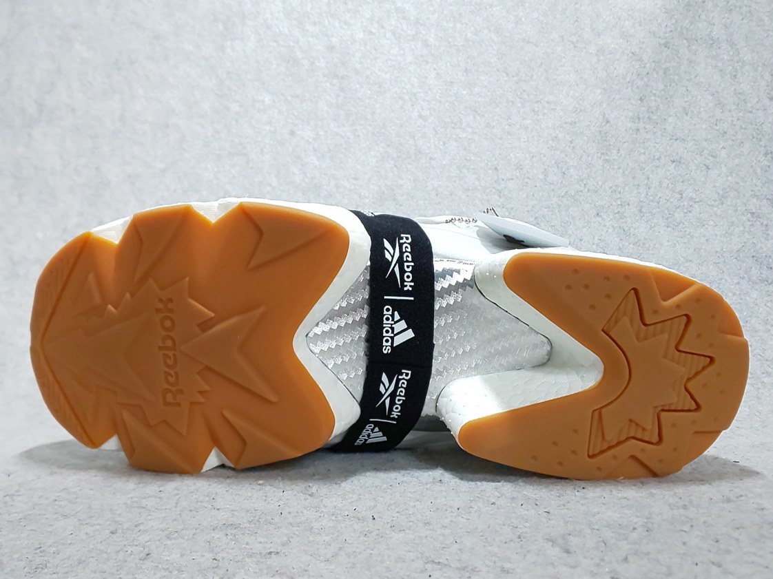 新品 リーボック インスタポンプフューリー ブースト 26.5cm adidas x 