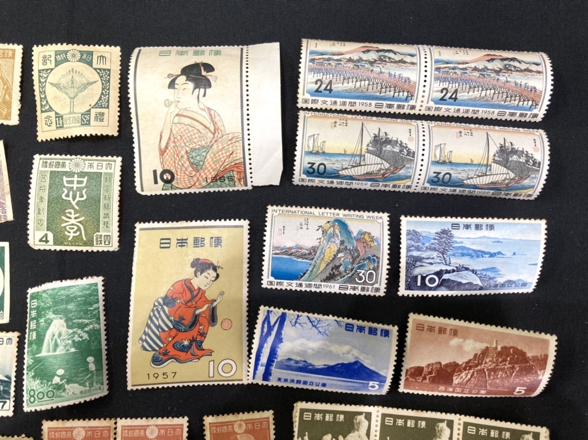 レア プレミア日本切手おまとめ 国際文通週間 国立公園 切手趣味週間 東京大学 博覧会 年賀切手 記念切手 文化人など 特殊切手 記念切手 売買されたオークション情報 Yahooの商品情報をアーカイブ公開 オークファン Aucfan Com