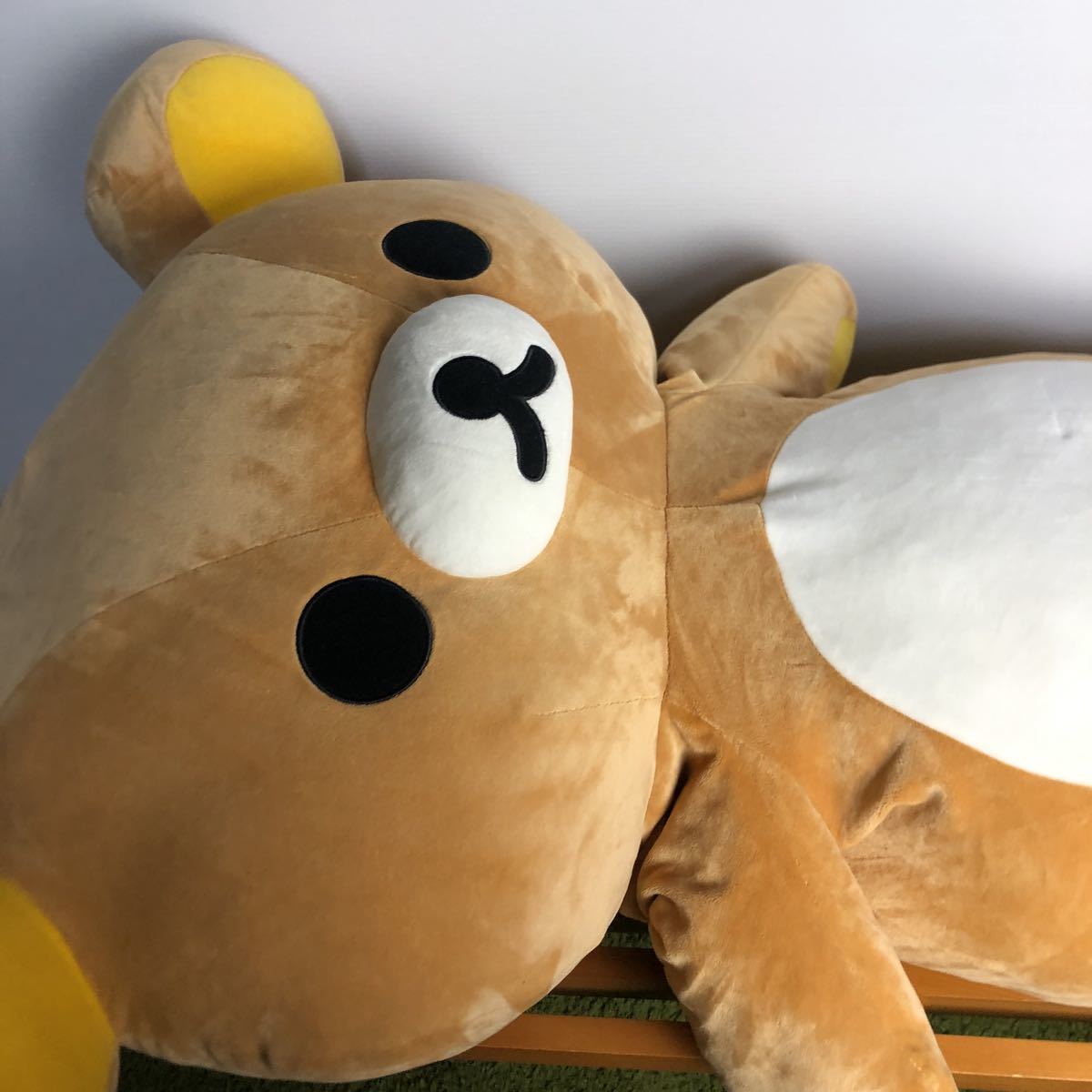 くったりぬいぐるみ リラックマ 特大ぬいぐるみ 全長 約100cm キイロイトリセット リラックマ 売買されたオークション情報 Yahooの商品情報をアーカイブ公開 オークファン Aucfan Com