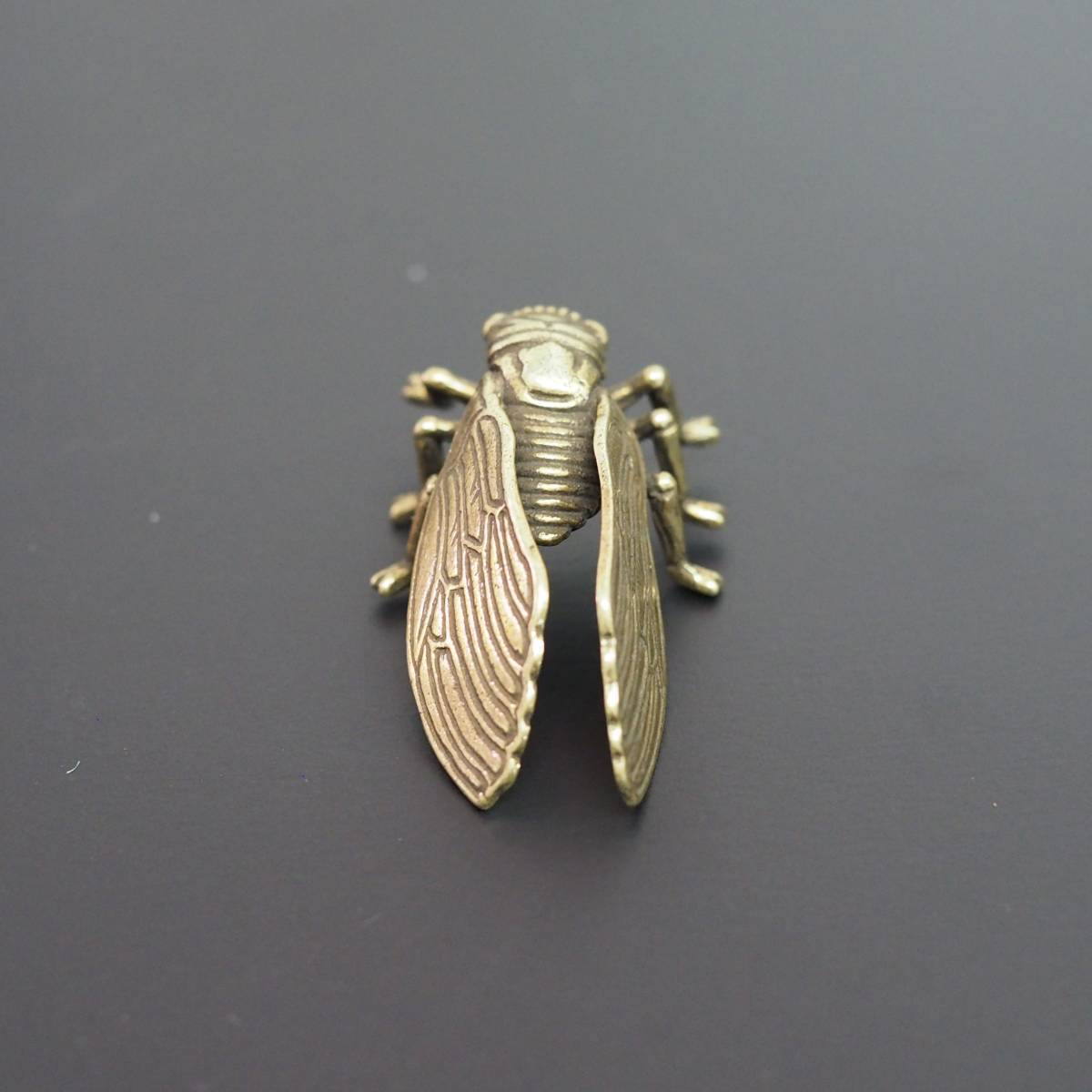 蝉 フィギュア グッズ トップ ヘッド ペンダント リアル 昆虫 石 置物 開運グッズ 風水 最大 オフ 石