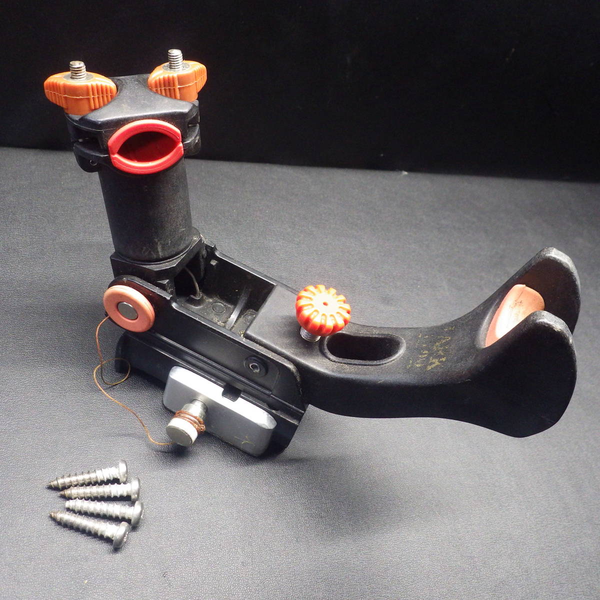 100%新品，セール xg0102 / 第一精工 ラーク1700 船べり設置用ロッドホルダー 竿受(竿受け)｜売買されたオークション情報、yahooの商品情報をアーカイブ公開 - オークファン 竿受け