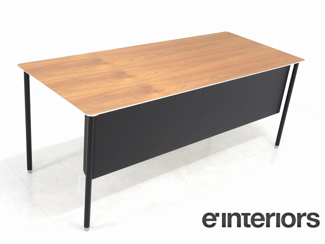 展示品カッシーナixc エアーフレームダイニングテーブルデスクモダン