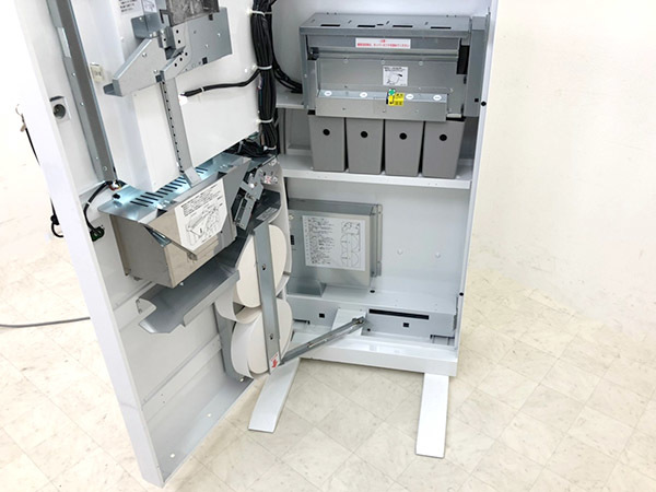 自動券売機 芝浦（SHIBAURA） ボタン式券売機 KT-124NN（新紙幣・新500