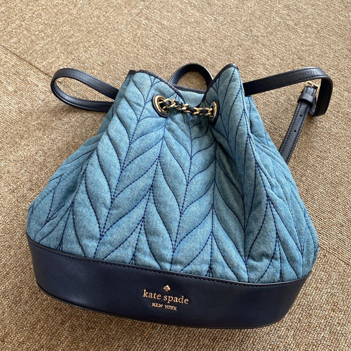 美品 kate spade ケイト・スペード リュックサック キルティング 