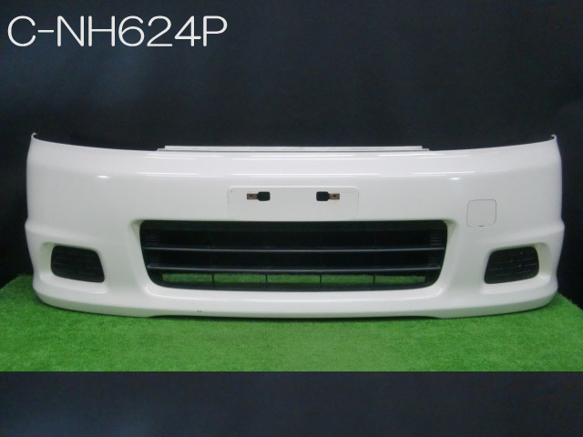 高品質，お得 4 E ステップワゴン スパーダ RF7 / フロントバンパー 71101-S7S-Z00 / NH624P プレミアムホワイトパール / RF5 RF6 RF8 369010(フロント)｜売買されたオークション情報、yahooの商品情報をアーカイブ公開 - ホンダ用