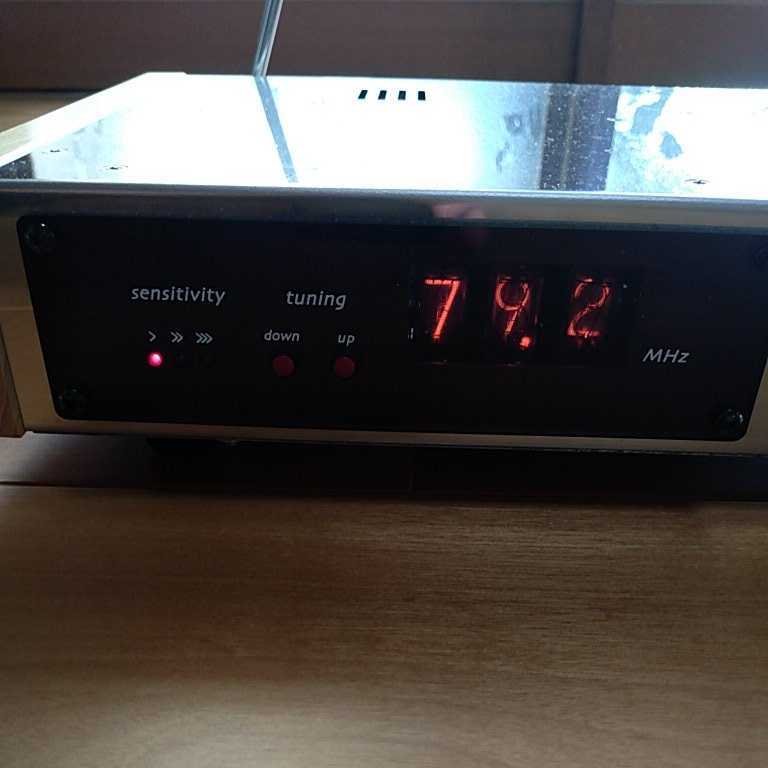 ニキシー管FMチューナー SV-11FM SV-11FM 希少ニキシー管FMチューナー