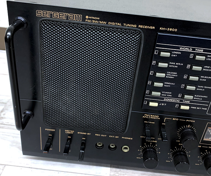 □HITACHI SERGERAM KH-3800 FM/SW/MW BCLラジオ 日立 サージラム