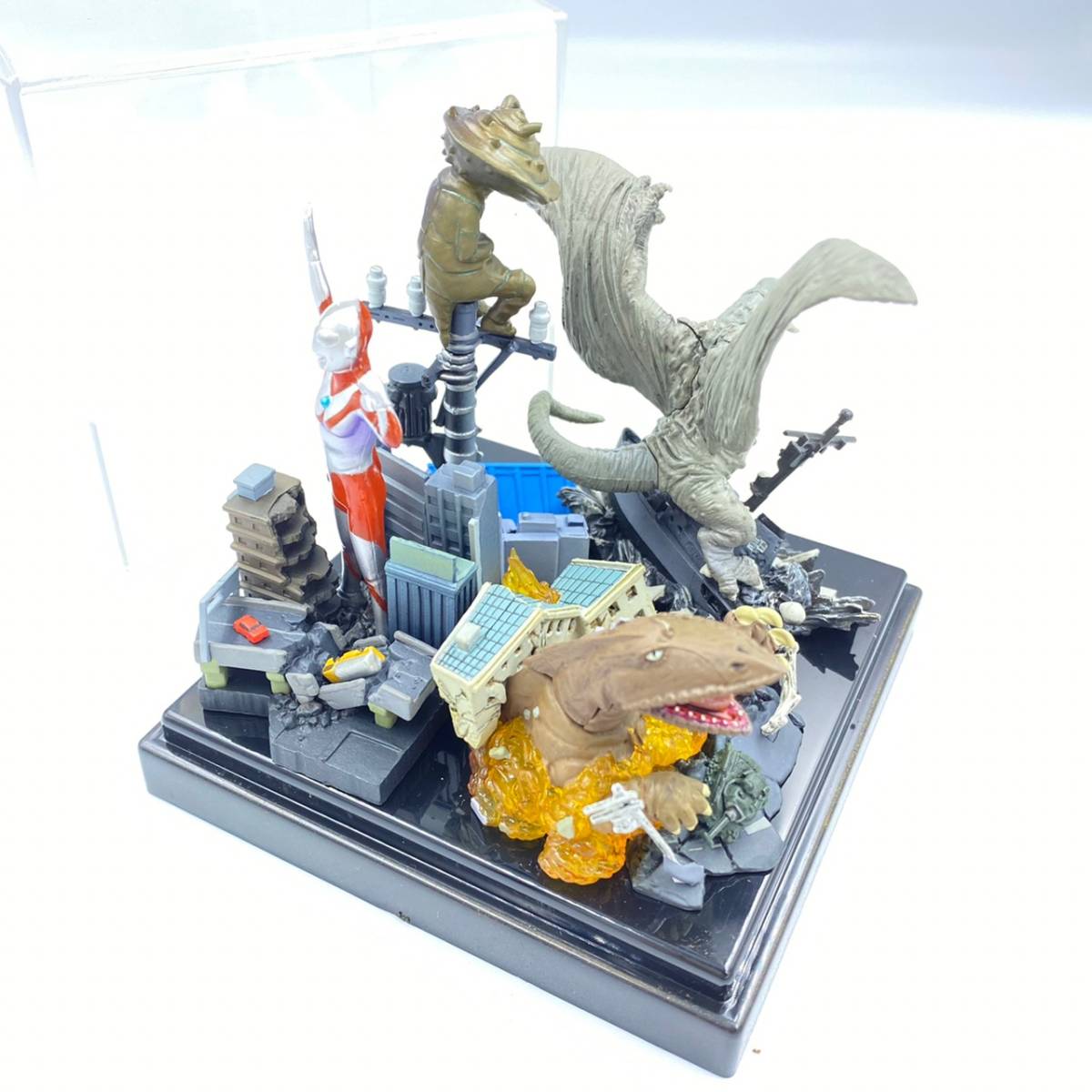 ウルトラマン ジオラマ 怪獣 カネゴン フィギュア(ウルトラマン)｜売買