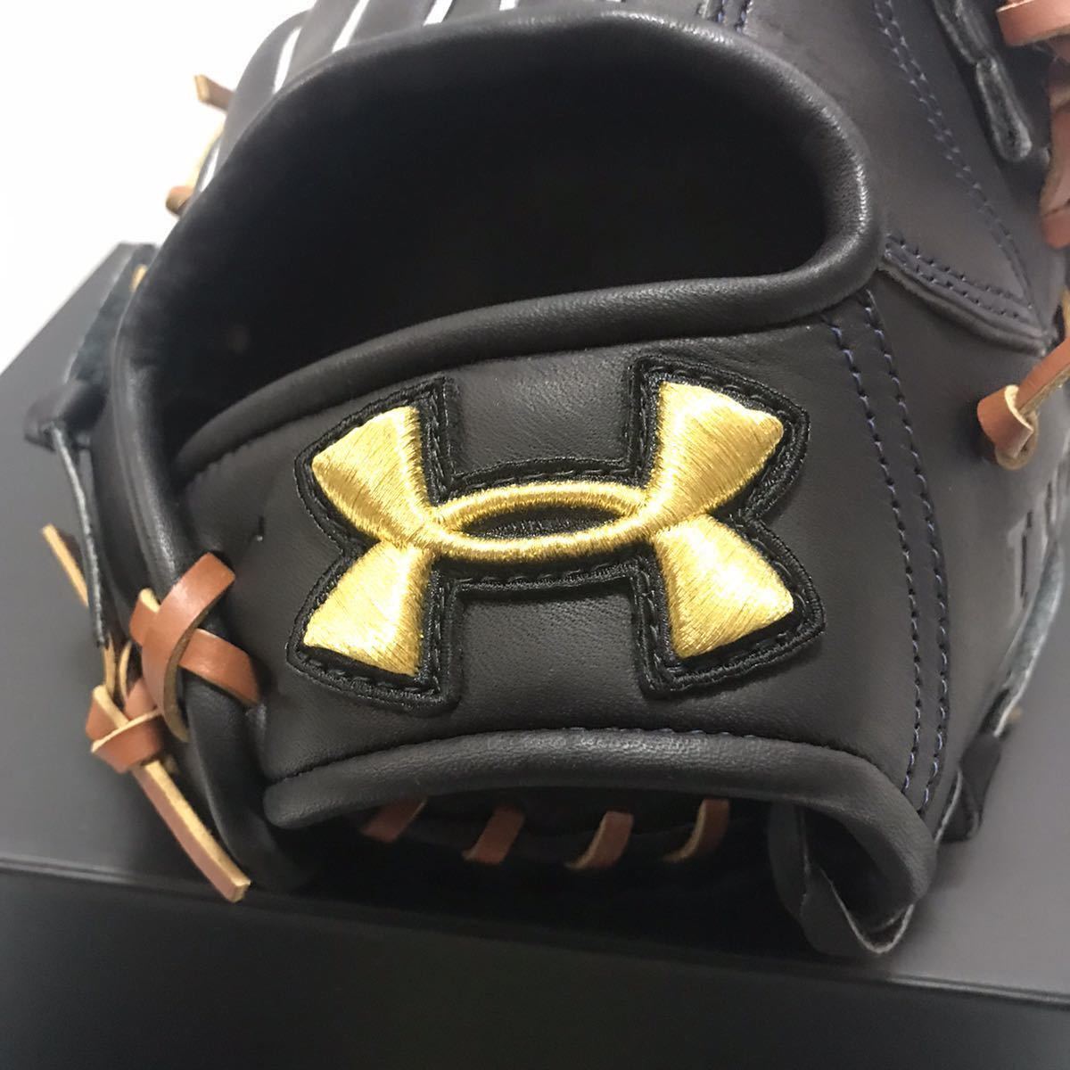 新品】アンダーアーマー硬式グラブ 内野手 黒ブラックグローブ 新品内