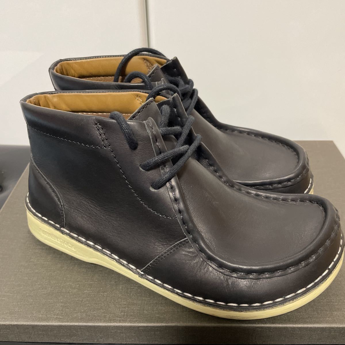 BIRKENSTOCK ビルケンシュトック Jaren ジャレン カラー：ブラック