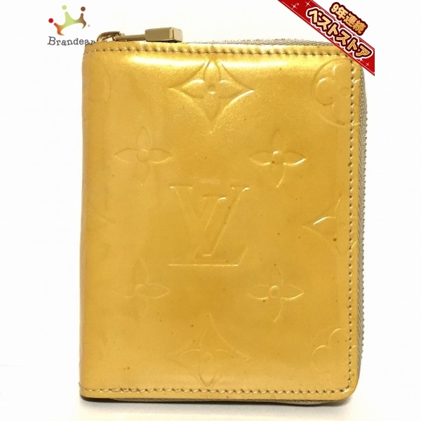  ルイヴィトン LOUIS VUITTON 2つ折り財布 M91015 ブルーム パテントレザー モノグラムの型押し レザー ソフトベージュ BJ0040 財布(ヴェルニライン)｜売買されたオークション情報、yahooの商品情報を 服飾小物