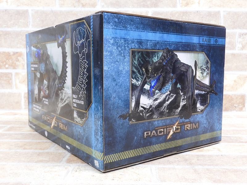 未開封品!! NECA パシフィック リム オオタチ フィギュア 【416y