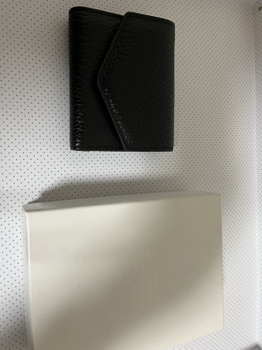 メゾンマルジェラ　2つ折り財布 二つ折り財布 Maison メゾンマルジェラ 2つ折り財布 コンパクトウォレット お早めに！