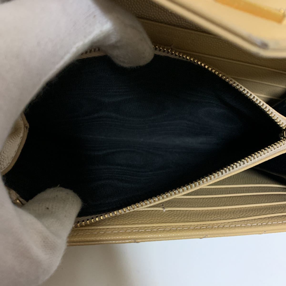 ★箱付美品☆サンローラン Vステッチ ベージュ レザー ラウンドファスナー長財布 美品 SAINT LAURENT サンローラン Vステッチ ベージュ 長財布 い