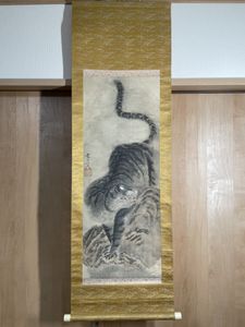 虎 掛け軸のYahoo!オークション(旧ヤフオク!)の相場・価格を見る