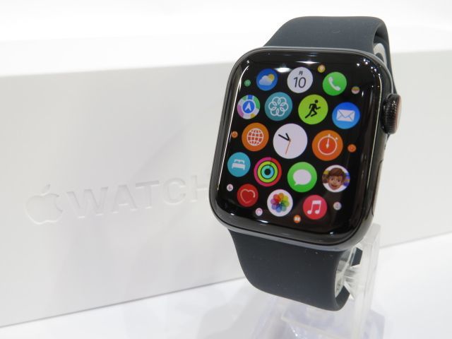 人気 115s Apple Watch Series 4 GPS+Cellular 40mm MTVL2J/A スペースブラックステンレススチールケース/ブラックスポーツバンド(スマートウォッチ本体)｜売買されたオークション情報、yahooの商品情報をアーカ スマートウォッチ本体