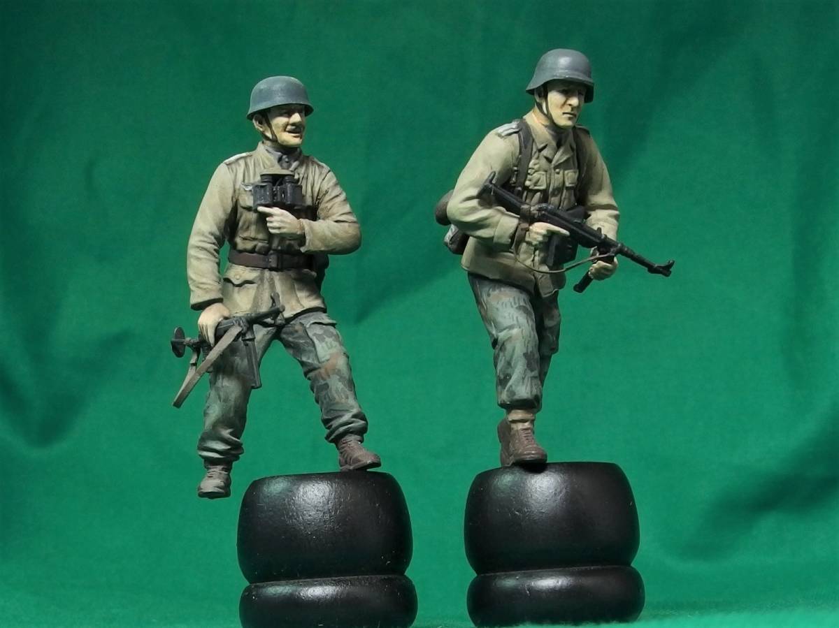 完成品 1 35 Ww2 ドイツ軍コマンド部隊指揮官 オットー スコルツェニー 隊員 2体セット 完成品 売買されたオークション情報 Yahooの商品情報をアーカイブ公開 オークファン Aucfan Com