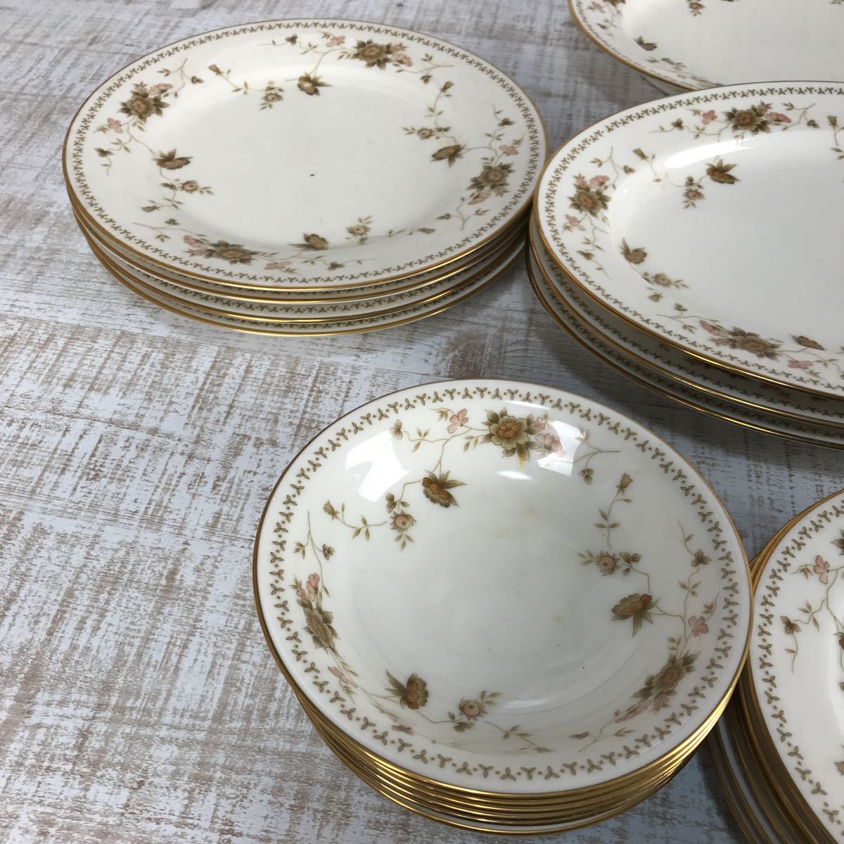 Noritake | Set 12-Piece com China Dinneware Pattern Bluefjord Blue