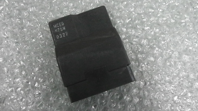 人気セール，本物保証 CB400SF HYPER VTEC NC39-1011xxx の CDI 1640230885(ホンダ用)｜売買されたオークション情報、yahooの商品情報をアーカイブ公開 - オークファン ホンダ用