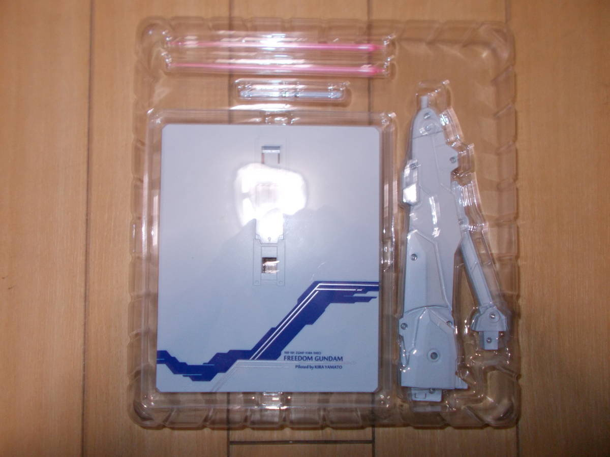 【美品・中古】 METAL BUILD メタルビルド フリーダムガンダム CONCEPT 2_4