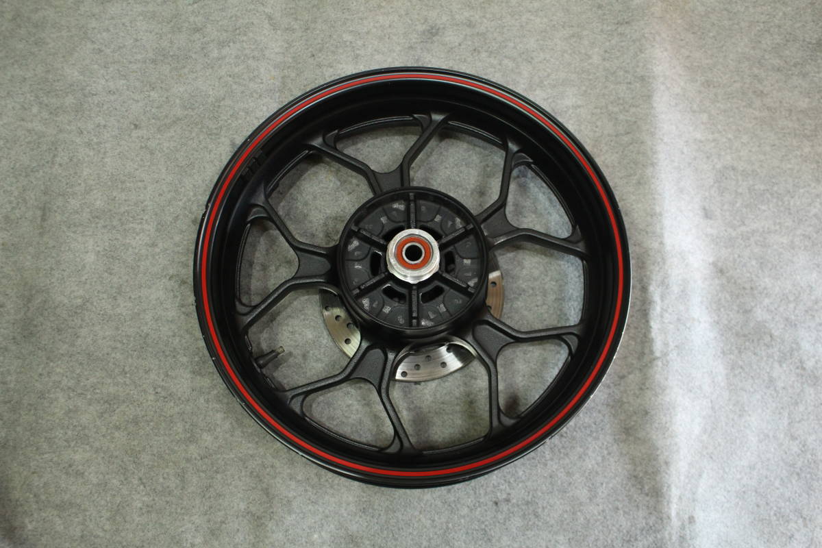 YZF-R25 RG10J リアホイール レコード盤付 リアホイールタイヤセット YZF-R25（JBK-RG10J）に適合する｜ホイールの商品一覧｜バイク YZF-R25(RG10J)用リアホイール