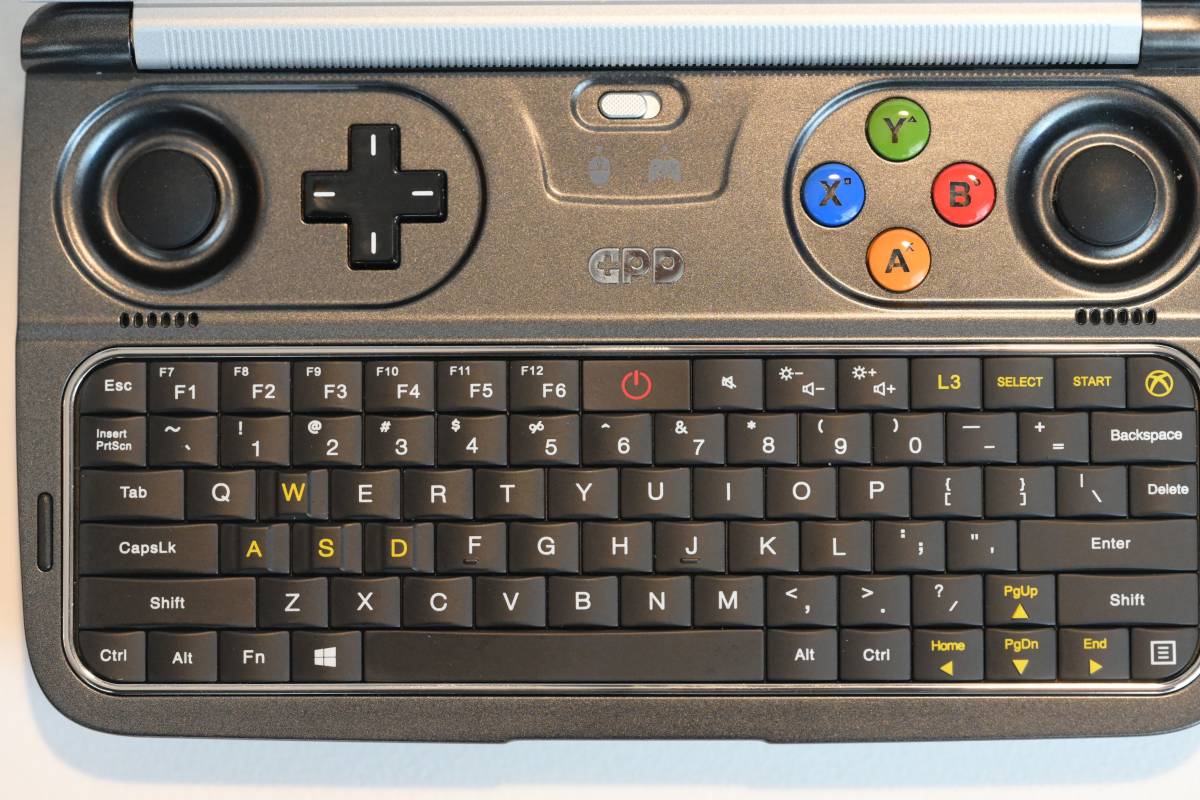 GPD WIN2 2019バージョン インテル第8世代Core m3-8100Y搭載/8GB 
