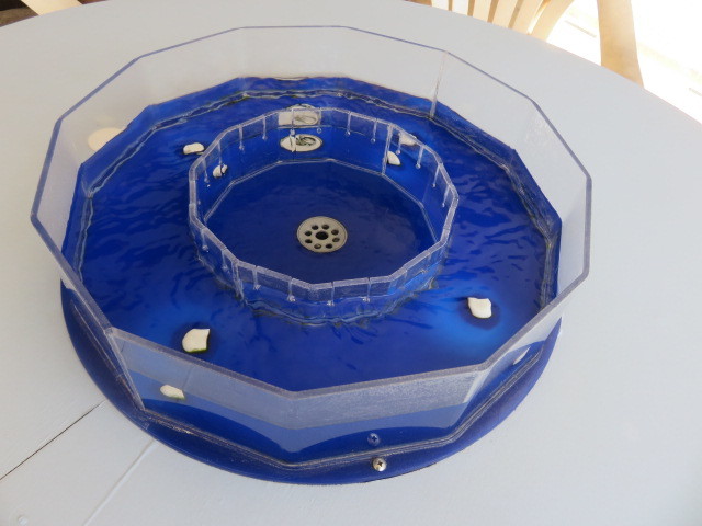 鶴丸機工 丸形テーブルそうめん流し器 椅子4個付き | そうめん流し器