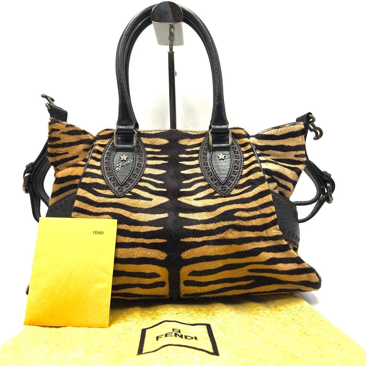 1円~ 【極美品】FENDI フェンディ ズッキーノ ズッカ マンマバケット