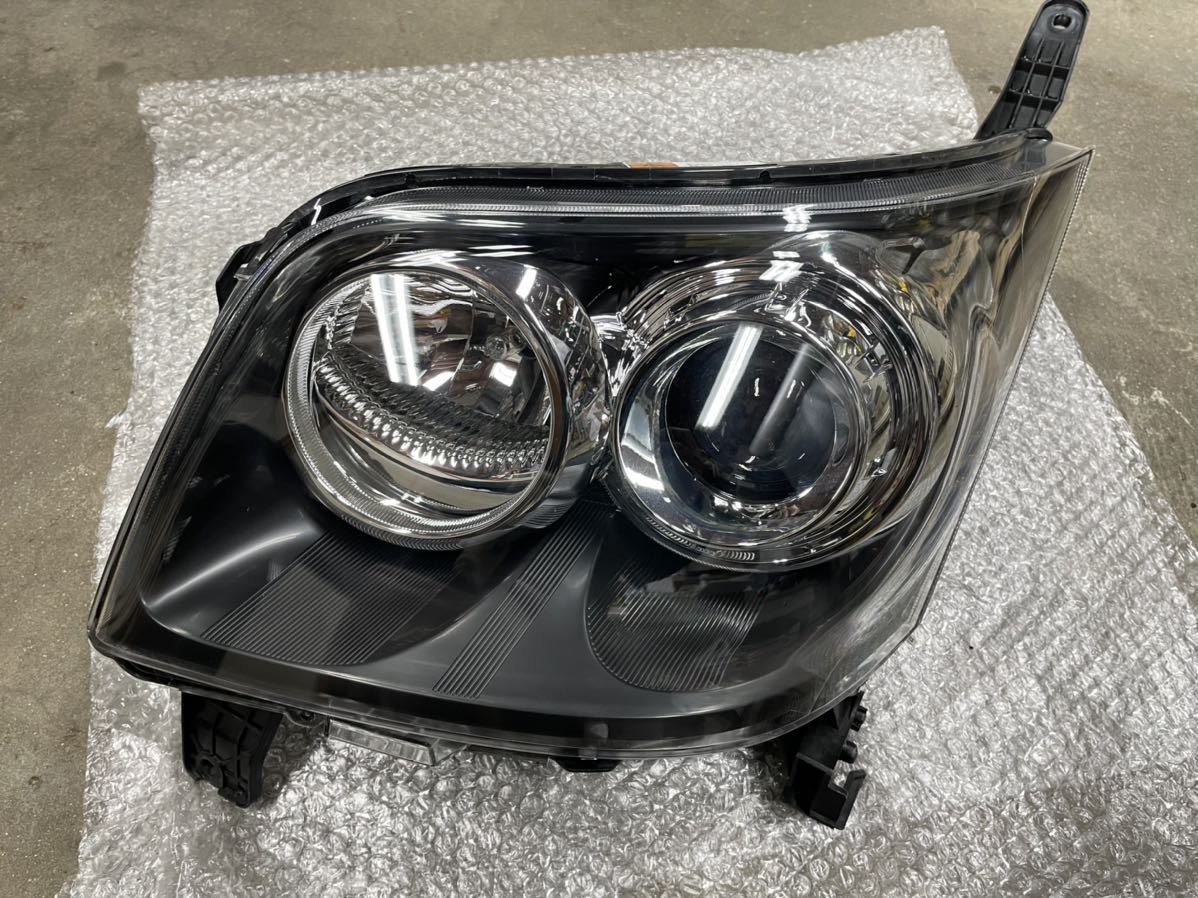 送料込み 【美品】ダイハツ L175S/L185S ムーヴカスタム 前期 純正 HID ヘッドライト 左 100-51867 L175S L185S KOITO 車高調 マフラー ムーヴ（ダイハツ）の価格・スペック情報{平成