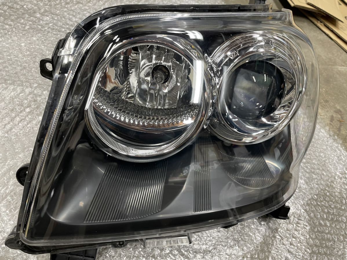 送料込み 【美品】ダイハツ L175S/L185S ムーヴカスタム 前期 純正 HID ヘッドライト 左 100-51867 L175S L185S KOITO 車高調 マフラー ムーヴ（ダイハツ）の価格・スペック情報{平成