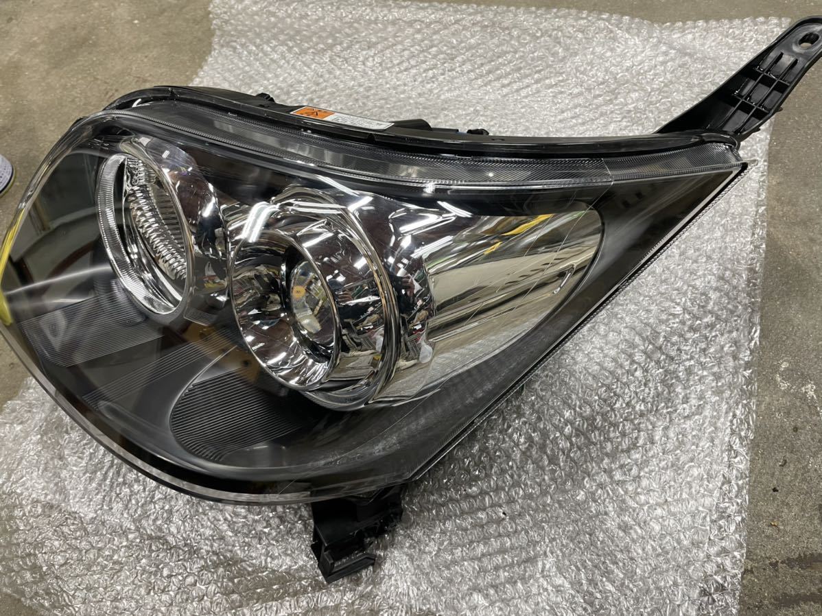 送料込み 【美品】ダイハツ L175S/L185S ムーヴカスタム 前期 純正 HID ヘッドライト 左 100-51867 L175S L185S KOITO 車高調 マフラー ムーヴ（ダイハツ）の価格・スペック情報{平成