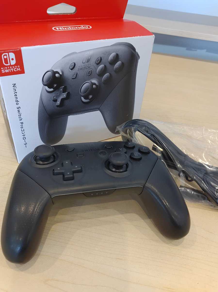 AZ 美品 Nintendo Switch Proコントローラー USBケーブル有 任天堂