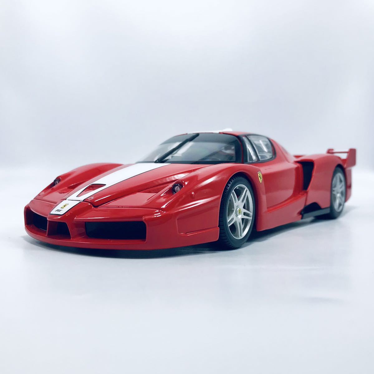 DeAGOSTINI burago ブラーゴ 1/24 2005年型 フェラーリ FXX レッド 