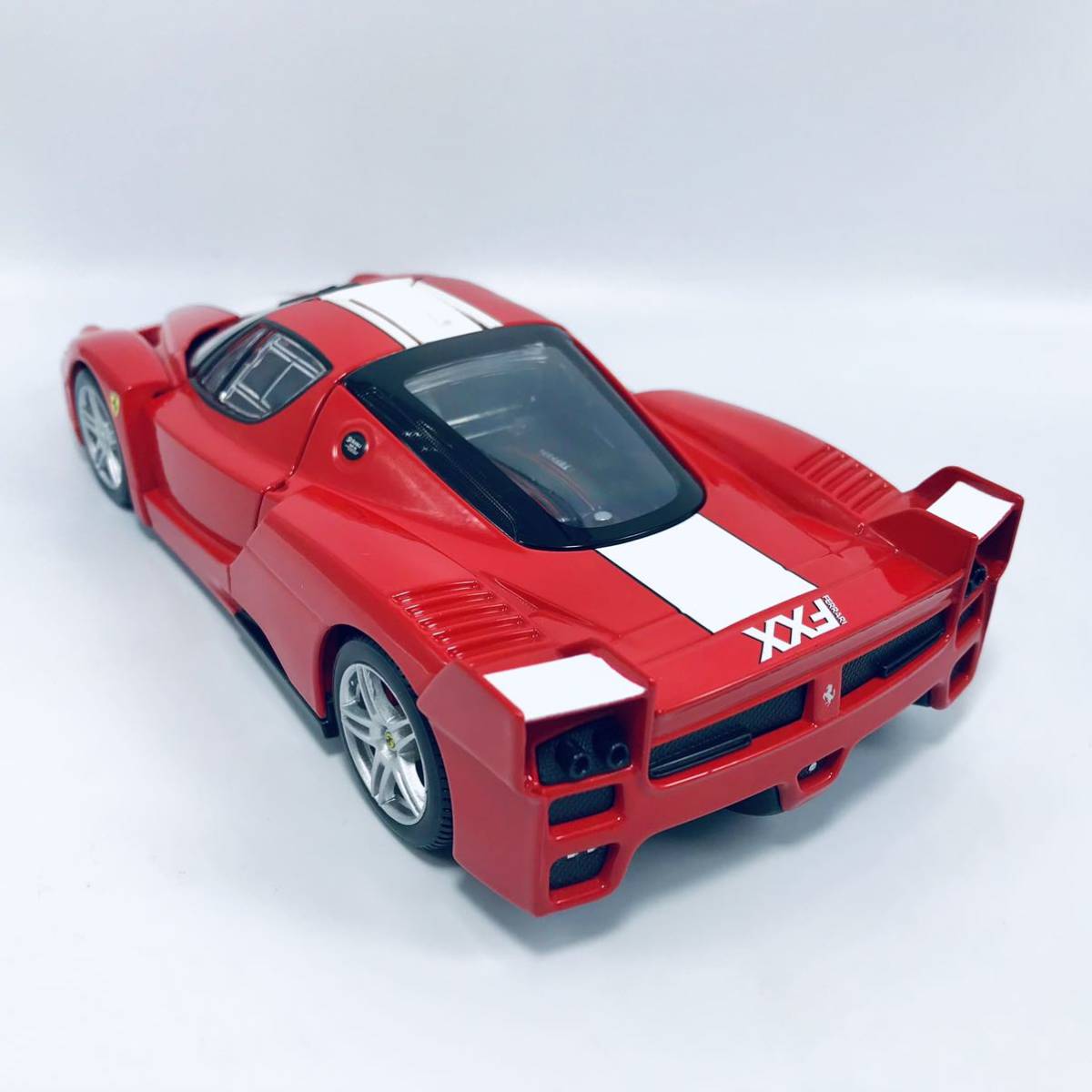DeAGOSTINI burago ブラーゴ 1/24 2005年型 フェラーリ FXX レッド 