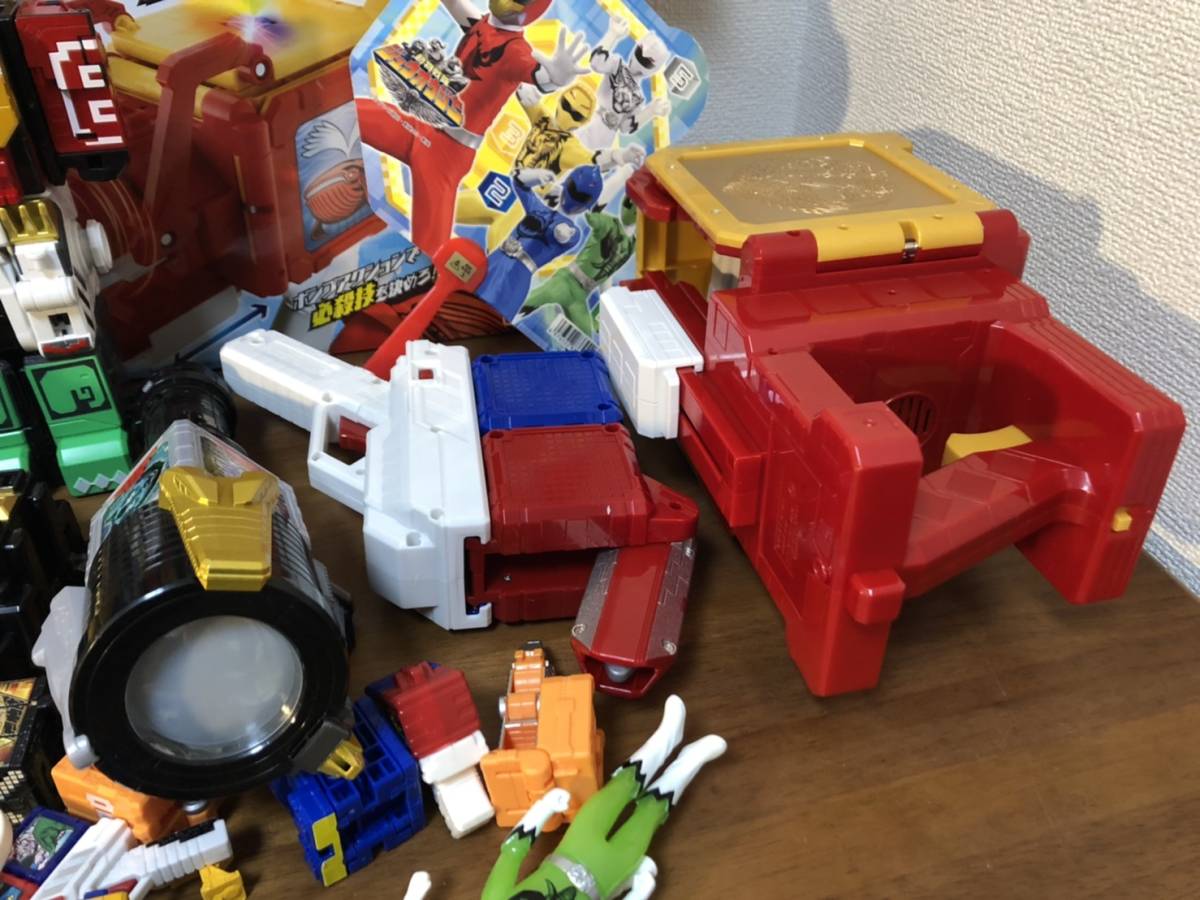 ジュウオウジャー キューブ Dxジュウオウキング ワイルドセット トウサイジュウオーセット ジュウオウバスター 大量セット 戦隊シリーズ 売買されたオークション情報 Yahooの商品情報をアーカイブ公開 オークファン Aucfan Com ジュウオウジャー キューブ Dxジュウオウキング ワイルドセット トウサイジュウオーセット ジュウオウバスター 大量セット 戦隊シリーズ 売買されたオークション情報 Yahooの商品情報をアーカイブ公開 オークファン Aucfan Com