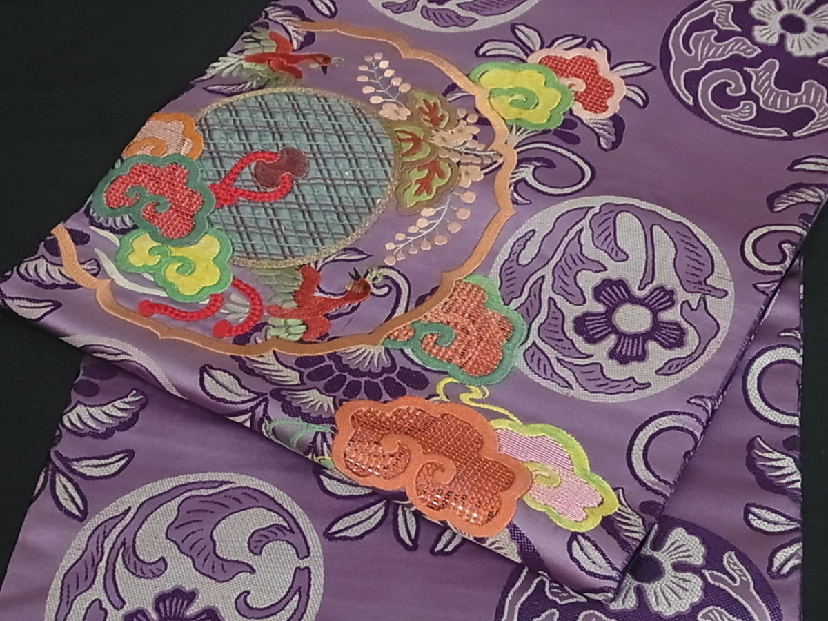  着物屋こころ アンティーク 大正ロマン 九寸名古屋帯 刺繍 花鏡裏文 金糸 正絹 逸品 ay605(仕立て上がり)｜売買されたオークション情報、yahooの商品情報をアーカイブ公開 - オークファン 仕立て上がり