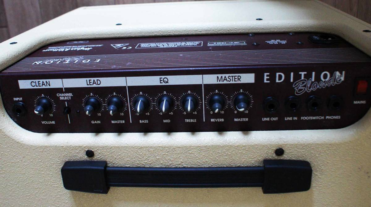 Hughes&Kettner Edition Blonde 40W アンプ 【公式通販】 Hughes&Kettner Edition Blonde 40W アンプ 【公式通販】