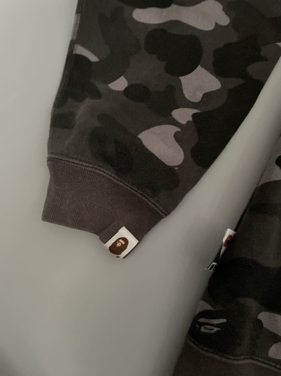 A BATHING APEドッキングパーカー赤ピンクカモ A BATHING APE