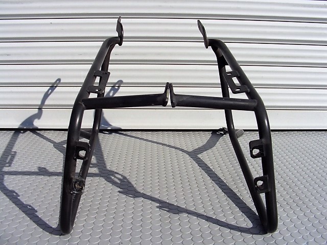 BMW R100RS/RT 純正 パニアケースホルダー ステー 250117WN0049 純正 ◎BMW R100RS バイク R100RS用純正トップケース、鍵ステー付き パニアケース(車用品・バイク用品)の通販 BMW R100RS/RT 純正 パニアケースホルダー ステー 250117WN0049 純正 ◎BMW R100RS バイク R100RS用純正トップケース、鍵ステー付き パニアケース(車用品・バイク用品)の通販
