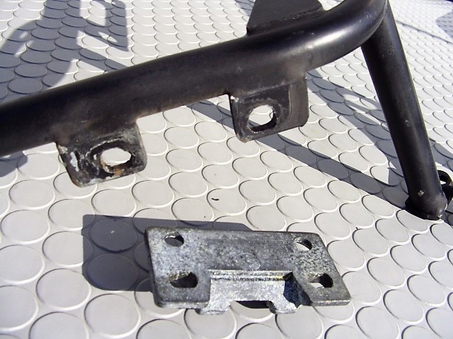 BMW R100RS/RT 純正 パニアケースホルダー ステー 250117WN0049 純正 ◎BMW R100RS バイク R100RS用純正トップケース、鍵ステー付き パニアケース(車用品・バイク用品)の通販 BMW R100RS/RT 純正 パニアケースホルダー ステー 250117WN0049 純正 ◎BMW R100RS バイク R100RS用純正トップケース、鍵ステー付き パニアケース(車用品・バイク用品)の通販