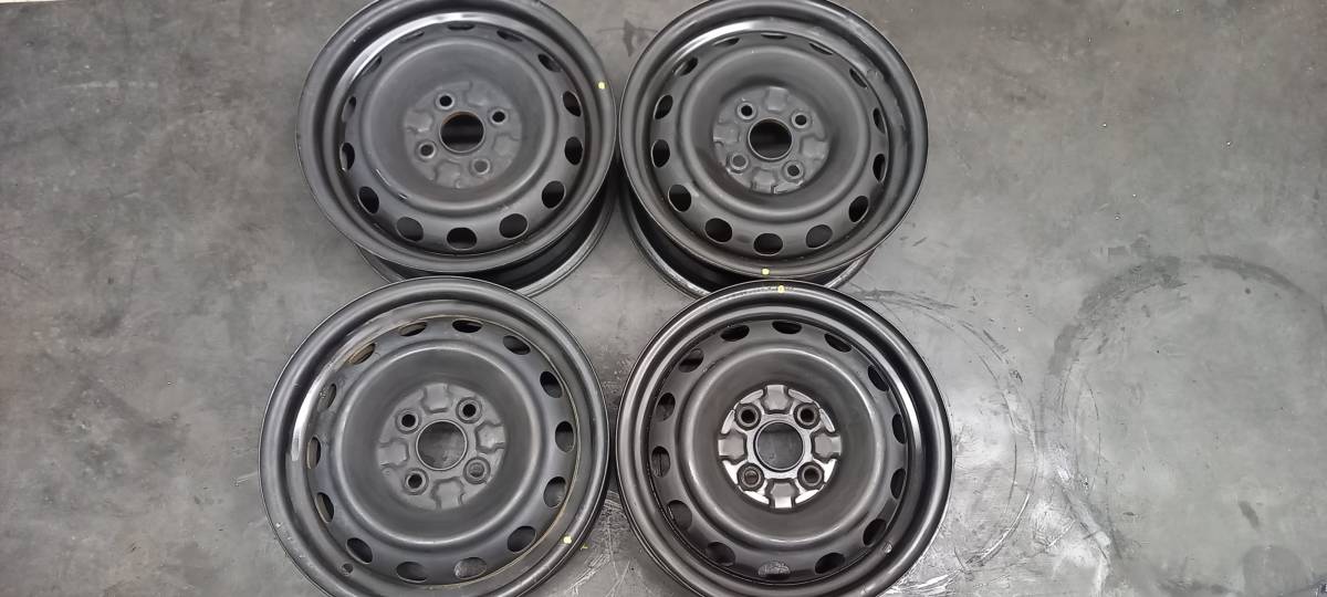 マツダ 14インチ デミオ 14×6J+45 PCD100-4H デミオ純正ホイール ハブ 