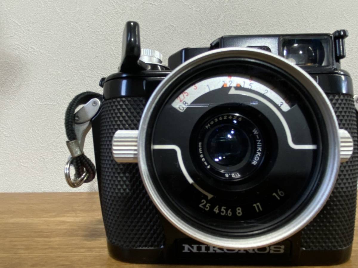 Nikon NIKONOS II ニコノス2 水中カメラ W-NIKKOR付 ニコン NIKON NIKONOS Ⅱ ニコノス2 ＋ W-NIKKOR f=35mm 1:2.5 LENS