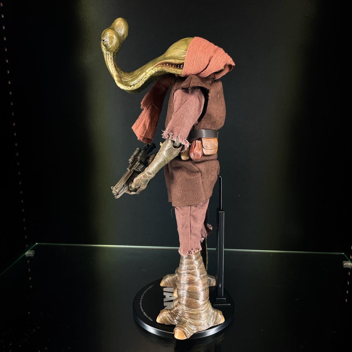 正規品/送料無料】スター・ウォーズ 1/6スケールフィギュア モモー