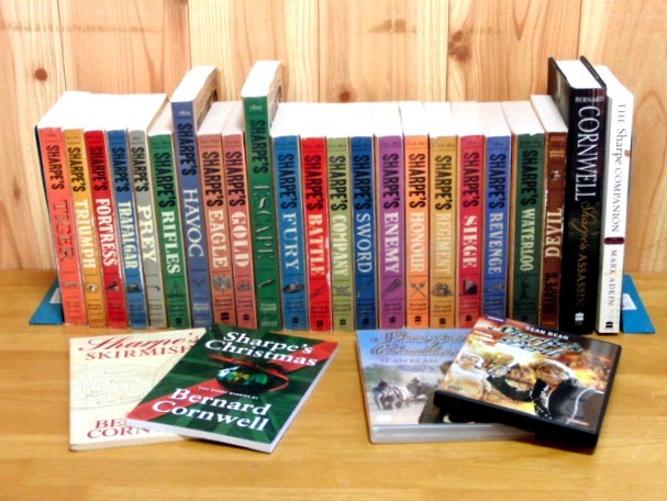 Bernard Cornwell's SHARPE'S SERIES， Complete Set + 3 Short Stories + The Sharpe Companion + 2 DVDs