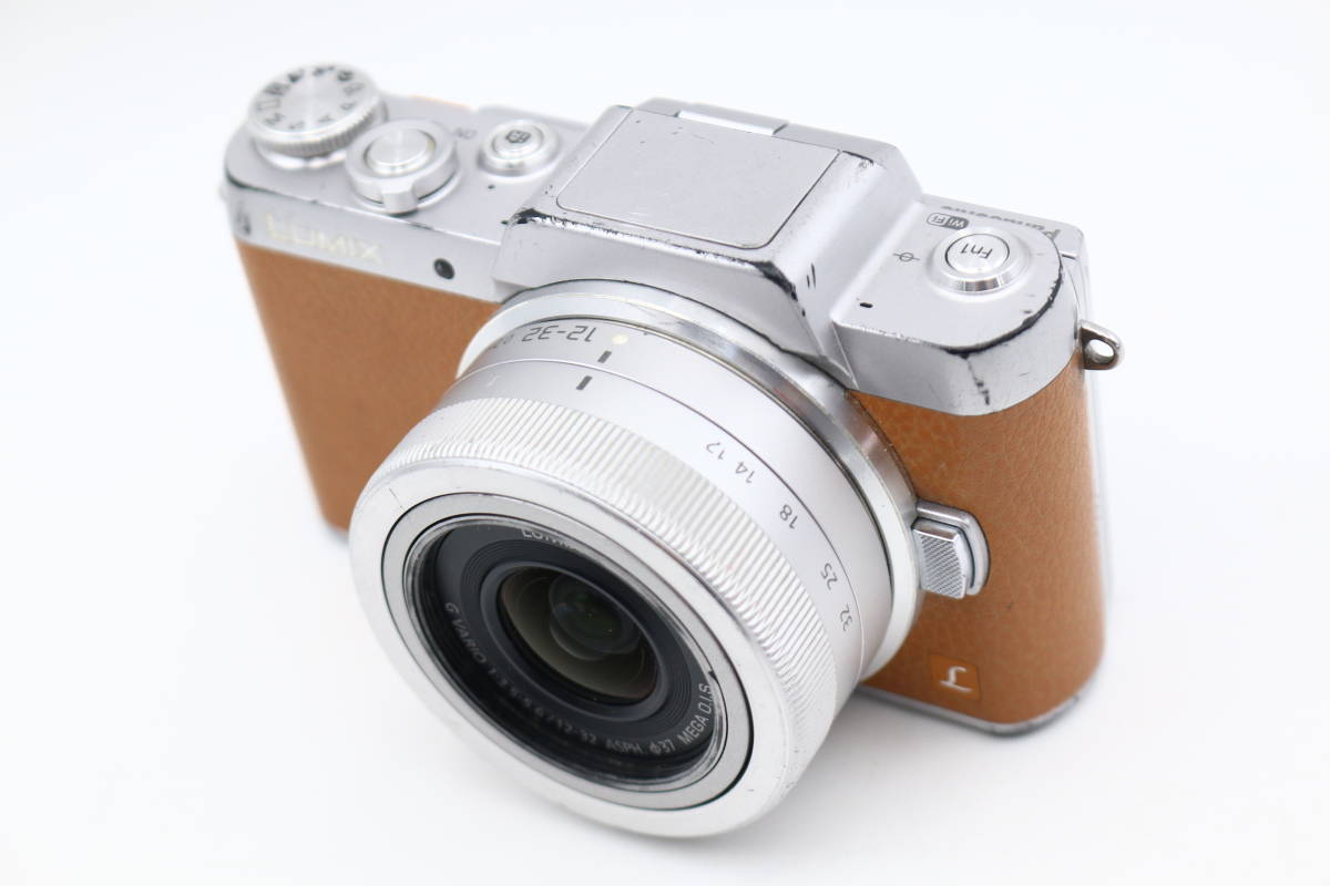 Panasonic DMC-GF7ボディ G VARIO 12-32mm/F3.5-5.6 ASPH./MEGA O.I.S.