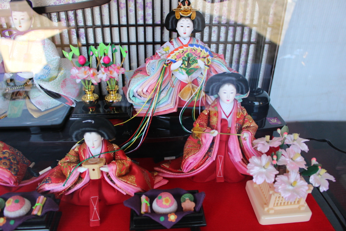 限定 在庫処分品 】 ひな人形 衣裳着5人飾り 吉徳 作 ガラスケース 