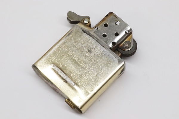 2015年4月製造ZIPPO】 Peaceブルーチタン since 1946 闘う